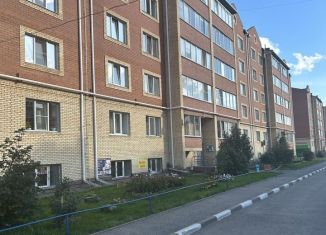 Продам 3-ком. квартиру, 74 м2, село Троицкое, Яснополянский проспект, 1