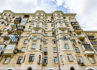 Двухкомнатная квартира в аренду, 60.5 м2, Москва, улица Куусинена, 15к2, улица Куусинена