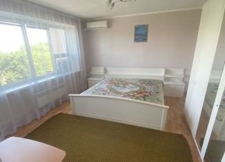 3-комнатная квартира в аренду, 75 м2, Крым, Набережная улица, 6