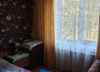 Продам 2-комнатную квартиру, 52.3 м2, Зверево