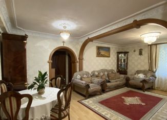 Продажа трехкомнатной квартиры, 79 м2, Иркутск, улица Гоголя, ЖК Перекрёсток