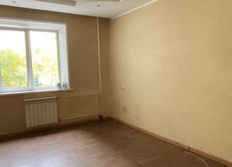 Продается 4-ком. квартира, 77 м2, Саяногорск, микрорайон Интернациональный, 1