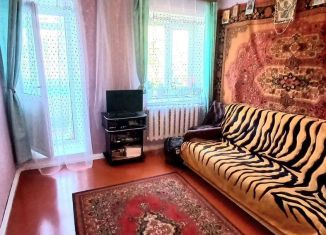 Продам 1-комнатную квартиру, 28 м2, Кунгур, улица Буровиков, 3