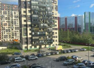 Продается 3-ком. квартира, 100 м2, Ленинградская область, Европейский проспект, 18к1