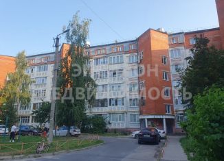 Продается двухкомнатная квартира, 61.1 м2, Курск, улица Карла Маркса, 72к15, Центральный округ