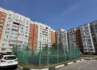 Продаю 2-ком. квартиру, 89.7 м2, Московская область, улица Коминтерна, 3