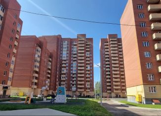 Продажа трехкомнатной квартиры, 69 м2, Ярославль, Ленинградский проспект, 98