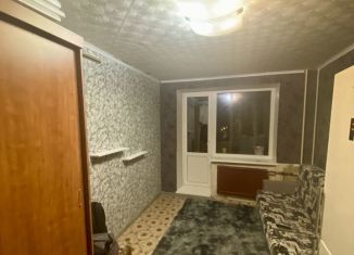 Комната в аренду, 12 м2, Санкт-Петербург, улица Есенина, 36к3, метро Парнас