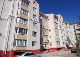 Продаю 2-ком. квартиру, 75 м2, Элиста, 3-й микрорайон, 9