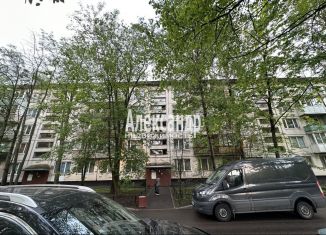 Продам 2-комнатную квартиру, 44.2 м2, Санкт-Петербург, метро Академическая, улица Демьяна Бедного, 4к1