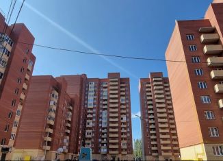 Продажа трехкомнатной квартиры, 69 м2, Ярославль, Ленинградский проспект, 98