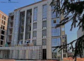 Продаю трехкомнатную квартиру, 89.4 м2, Татарстан, улица Галиаскара Камала, 1/48