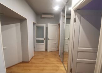 Продаю 2-комнатную квартиру, 65 м2, Ростовская область, улица Мира, 6