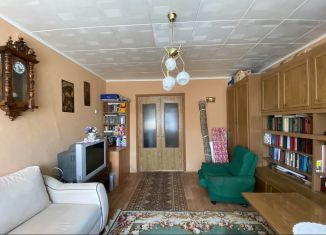 Продаю 2-комнатную квартиру, 50 м2, Александров, Красный переулок, 2