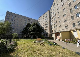 Продается трехкомнатная квартира, 60.1 м2, Владимирская область, Октябрьская улица, 8