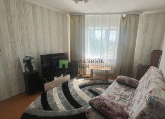 Продам 2-комнатную квартиру, 47 м2, Нерюнгри, улица Карла Маркса, 1