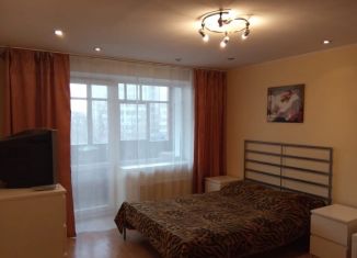 Сдается в аренду 2-ком. квартира, 50 м2, Екатеринбург, улица Куйбышева, 10