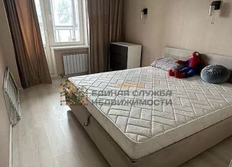 Сдам в аренду 2-ком. квартиру, 64 м2, Уфа, улица Комарова, 8