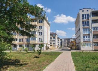 Продаю 3-ком. квартиру, 73.8 м2, Ставропольский край, улица Кочубея, 197