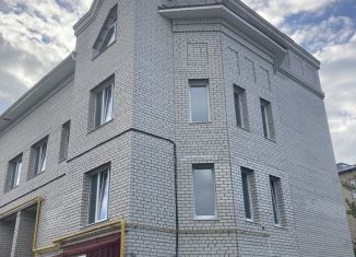 Продаю многокомнатную квартиру, 408 м2, Рязань, улица 9-я Линия, 18А