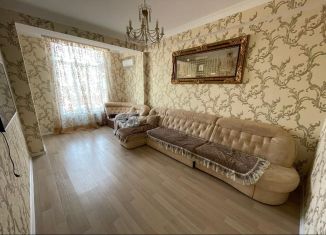 Сдается 3-ком. квартира, 93 м2, Дагестан, улица Абдулхакима Исмаилова, 42А