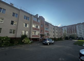 Продам 2-ком. квартиру, 47 м2, Смоленская область, улица Вахрушева, 13А