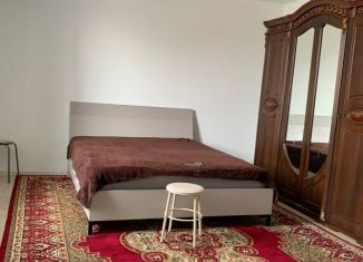 Продам 1-ком. квартиру, 40 м2, Махачкала, улица Нигматулы Магомедова, 8