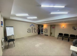 Продаю офис, 140 м2, Татарстан, улица Адоратского, 3