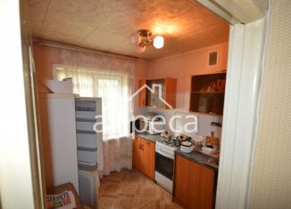 Продается 2-ком. квартира, 45 м2, Самара, метро Алабинская, улица Урицкого, 18