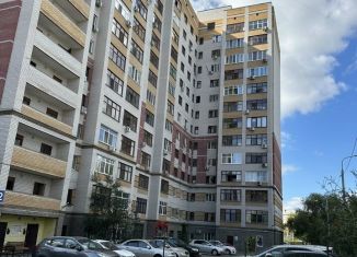 Сдается в аренду 1-ком. квартира, 48 м2, Казань, улица Соловецких Юнг, 1