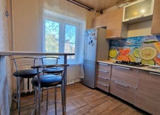 Продается 1-ком. квартира, 32 м2, Куровское, Коммунистическая улица, 8