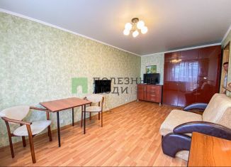 Сдается в аренду 1-ком. квартира, 40 м2, Самара, проспект Карла Маркса, 16, метро Московская