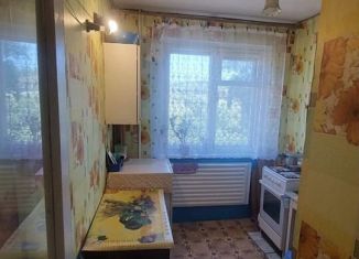 Продается трехкомнатная квартира, 61.4 м2, Республика Башкортостан, улица Адмирала Ушакова, 62/1