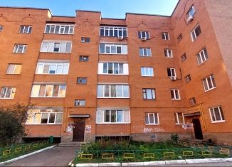 Продаю 2-ком. квартиру, 75 м2, Республика Башкортостан, бульвар Салавата Юлаева, 71