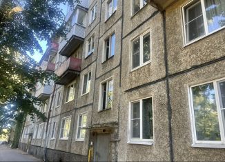 Продам двухкомнатную квартиру, 48 м2, Пушкино, 1-й Надсоновский проезд, 3