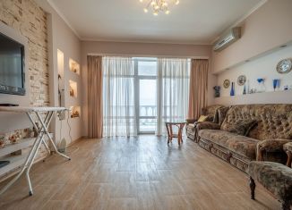 Продажа 2-ком. квартиры, 90 м2, Алупка, улица Ленина, 29Д