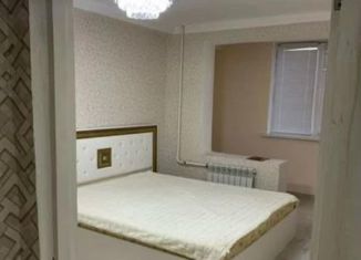 Сдаю 2-комнатную квартиру, 60 м2, Дагестан, проспект Агасиева, 16