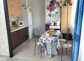 Продается 4-ком. квартира, 62 м2, Удмуртия, Советская улица, 30