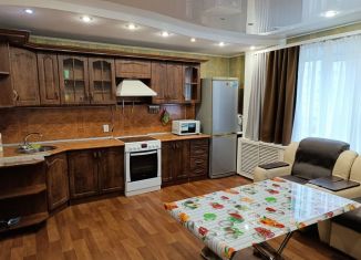 Продается 3-ком. квартира, 65 м2, Красноярский край, улица Победы, 3