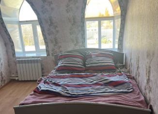 Аренда 2-ком. квартиры, 50 м2, Миллерово, улица Льва Толстого, 23