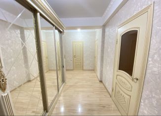 Продается двухкомнатная квартира, 92 м2, Махачкала, Хивская улица, 7Б