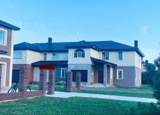 Таунхаус на продажу, 120 м2, село Акбердино, Парковая улица, 5