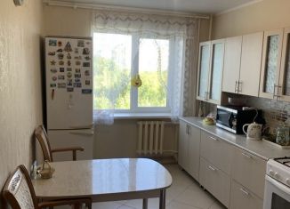 Продажа 3-комнатной квартиры, 70 м2, Саратов, улица имени Академика С.Г. Навашина, 40/2