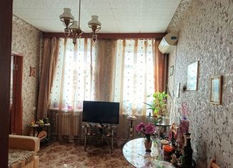 Продается трехкомнатная квартира, 65.8 м2, Саратов, улица Киселёва, 3