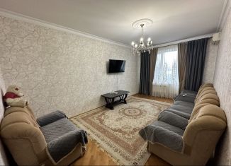 Сдается 3-ком. квартира, 100 м2, Дагестан, проспект Петра I, 77