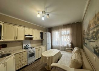 Продам 1-ком. квартиру, 44 м2, Железногорск, улица Димитрова, 8к3