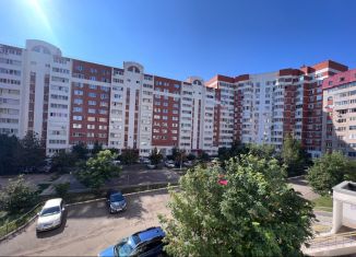 Продается 3-ком. квартира, 98.8 м2, Оренбург, улица Терешковой, 10/7