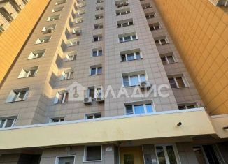 Продажа 3-ком. квартиры, 70 м2, Москва, Славянский бульвар, 9к6