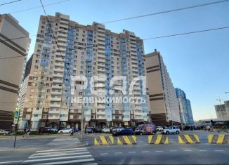 Продам квартиру студию, 30.2 м2, посёлок Парголово, улица Михаила Дудина, 12