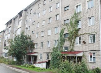 Продам 3-ком. квартиру, 58 м2, Республика Алтай, Коммунистический проспект, 24